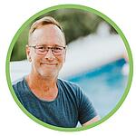 Testimonial client about family vacations in a campsite in the heart of nature