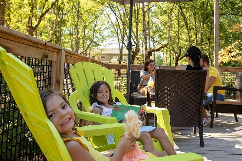 What to Do on a Family Holiday? 10 Nature Activities to Share with Your Children