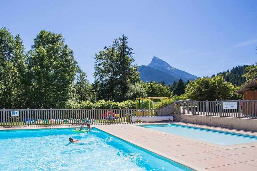 Enjoy an open-air pool at our campsite in Isère, with stunning views of the Chartreuse mountains. A peaceful spot for relaxing family holidays, surrounded by nature.