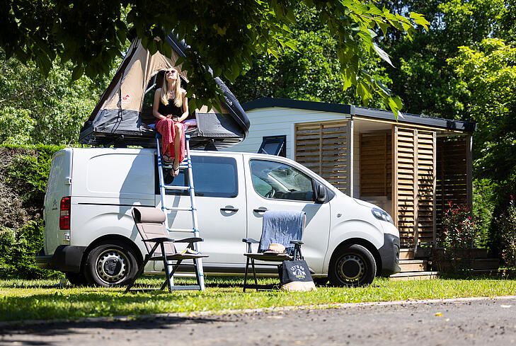 early booking emplacement van