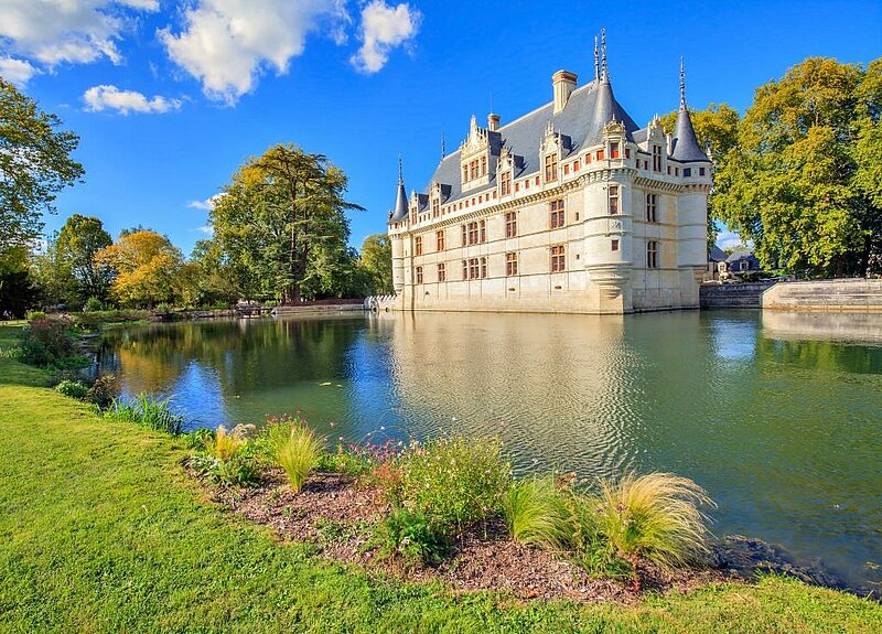 Tourism in Centre-Val de Loire: Castles, Nature and Vineyards