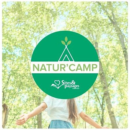 Natur’Camp logo set in a forest, symbolising Sites et Paysages campsites’ dedication to sustainable and eco-friendly camping.